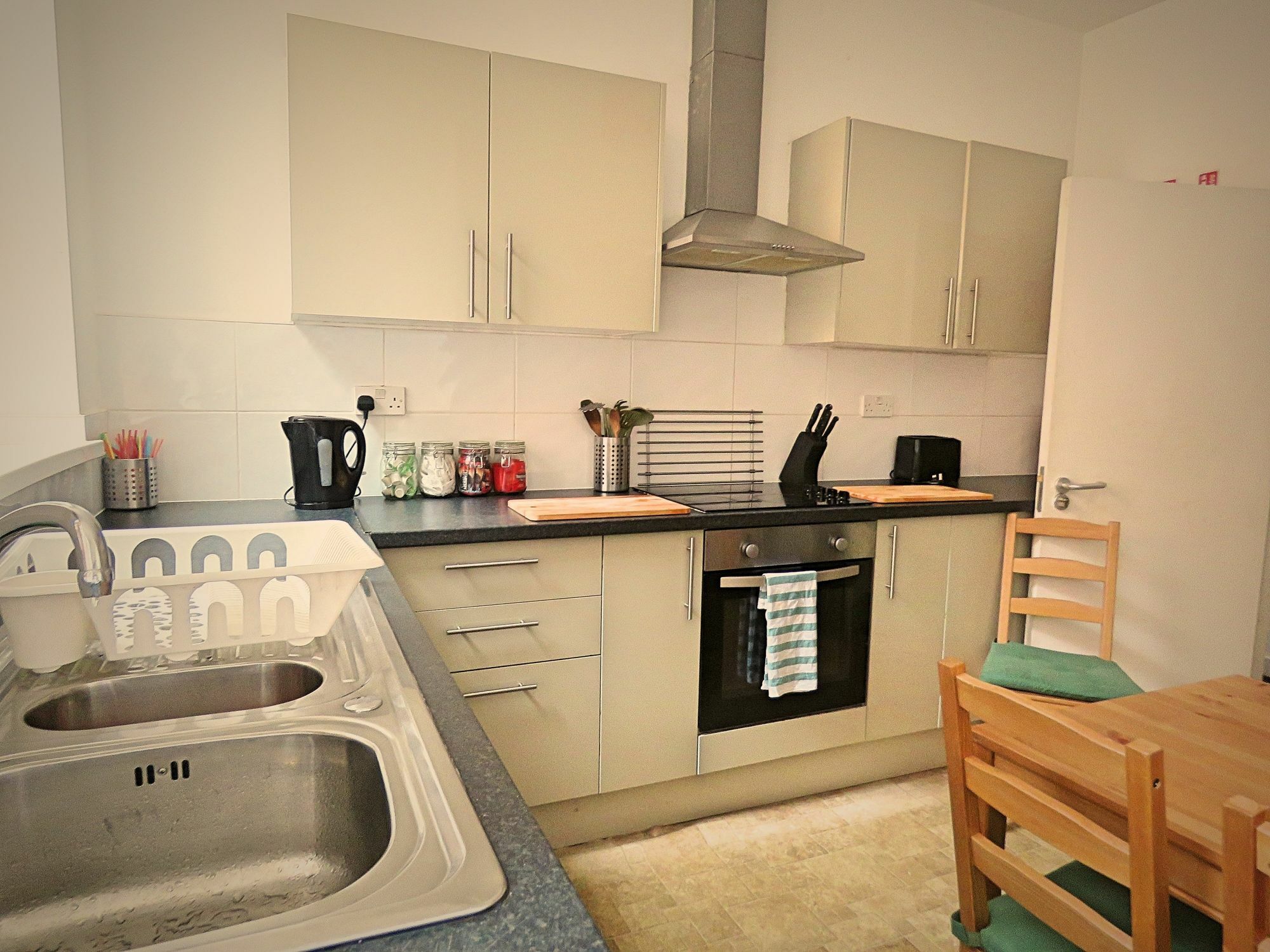 Harley Serviced Apartments - West Street 6 Bedrooms Шефилд Екстериор снимка